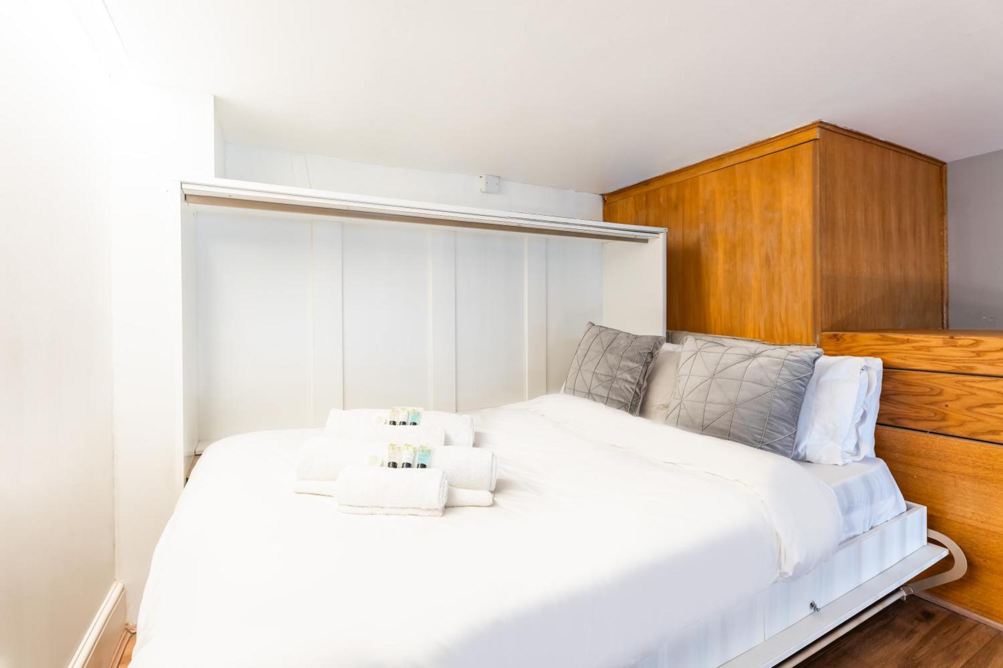 Luxury One Bedroom Flat In Westbourne Terrace London Bagian luar foto